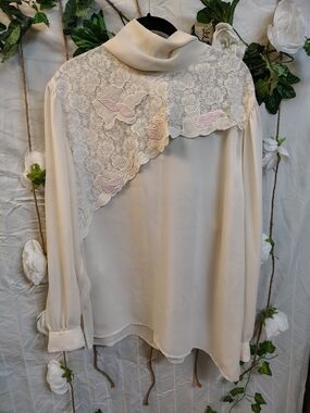 Elegant Cream Lace-Accent Women's Blouse